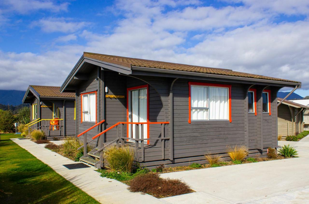 Little Wanganui Hotel Екстериор снимка
